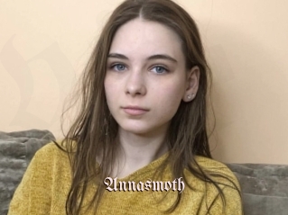 Annasmoth